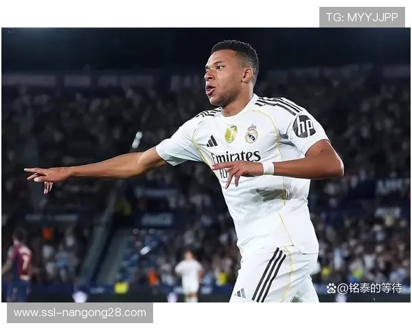 姆巴佩进球效率解析：23球背后战术支持与个人能力